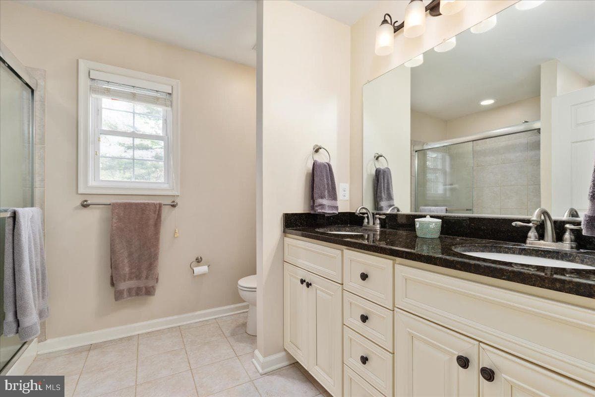 220 Deerhaven Road photo 11