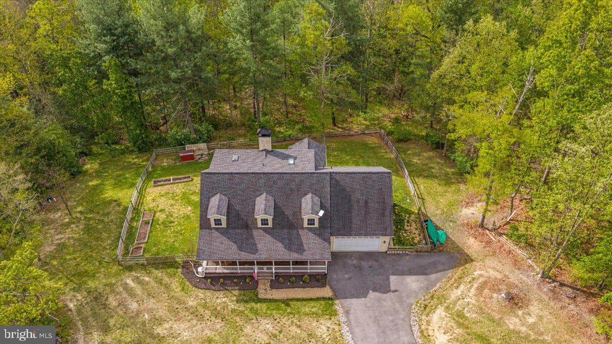 220 Deerhaven Road photo 5