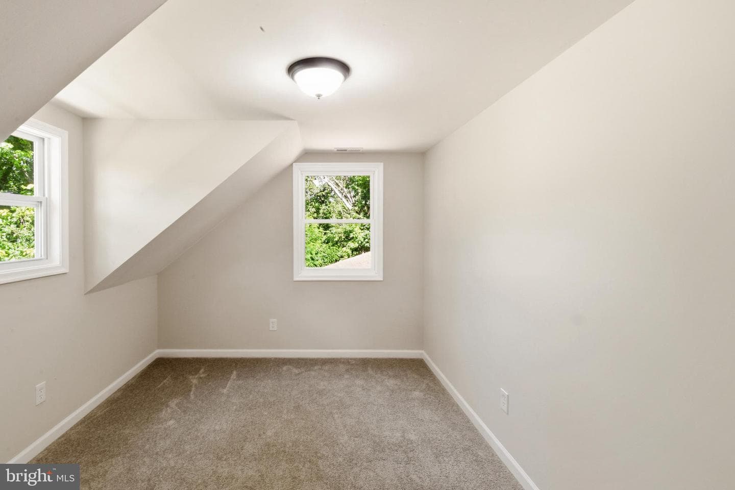 163 Apple Way photo 16
