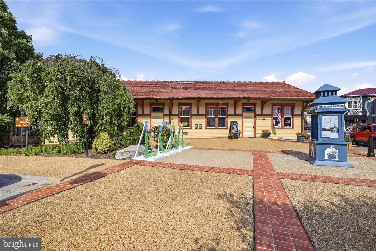 406 Viscose Avenue photo 50