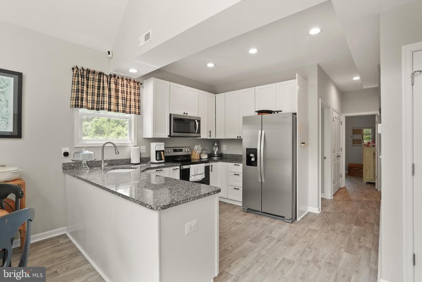 735 Sunset Village Road photo 17