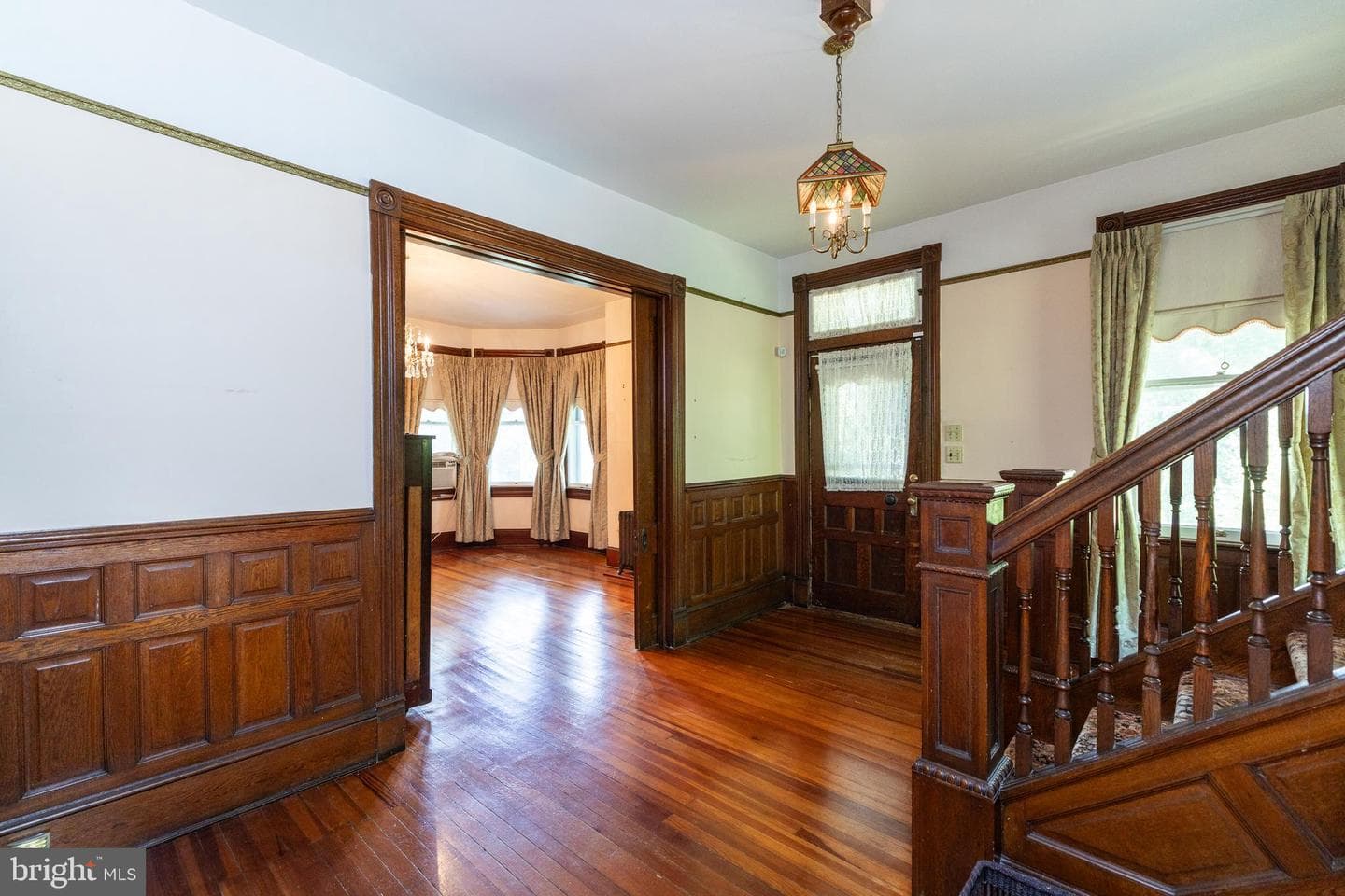 413 Grand Avenue photo 21