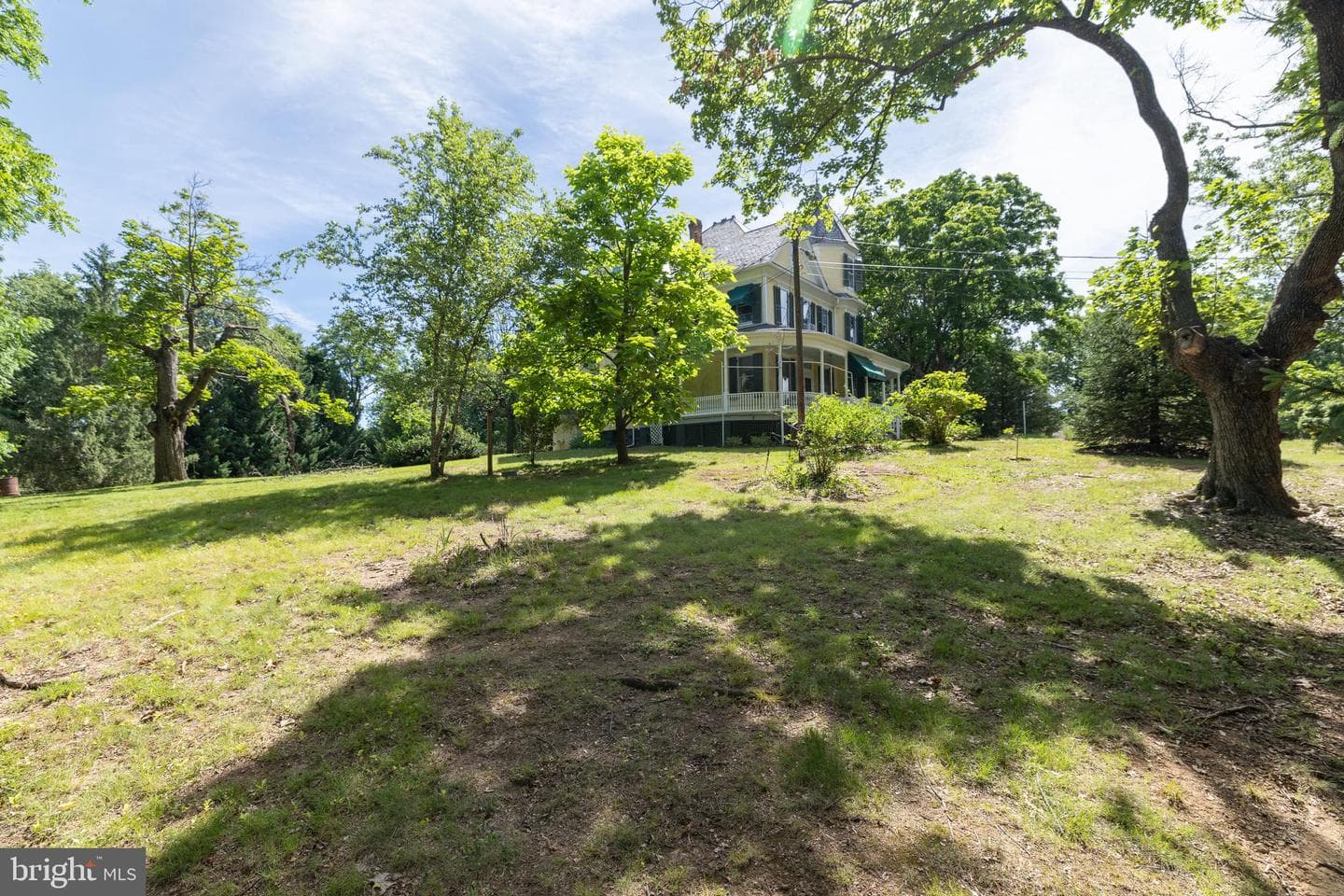 413 Grand Avenue photo 64