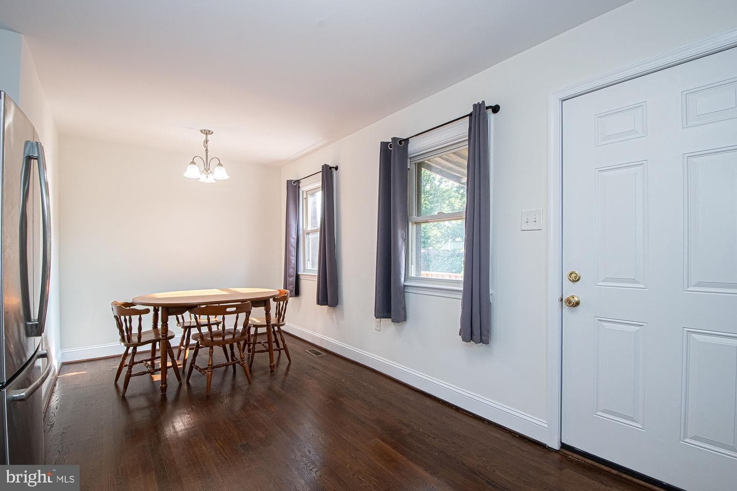 646 Belair Avenue photo 3