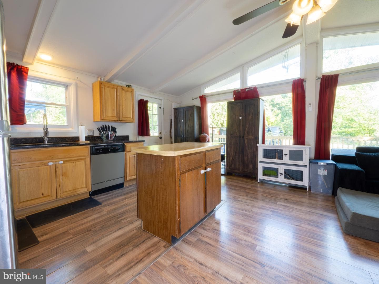 1001 Bifrost Way photo 3