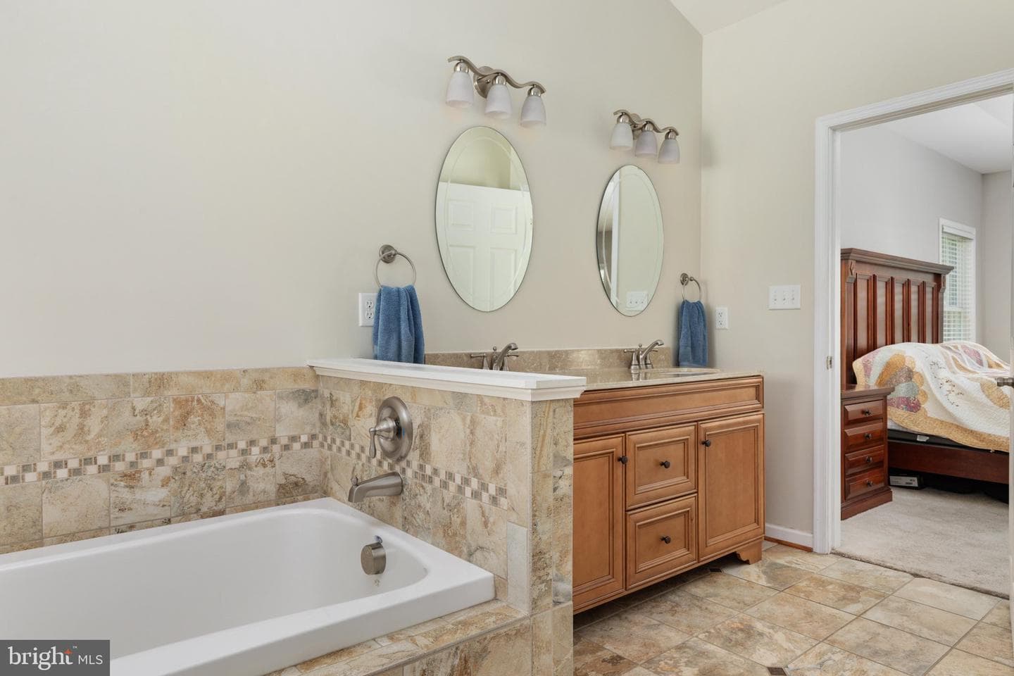 228 Mercys Drive photo 22