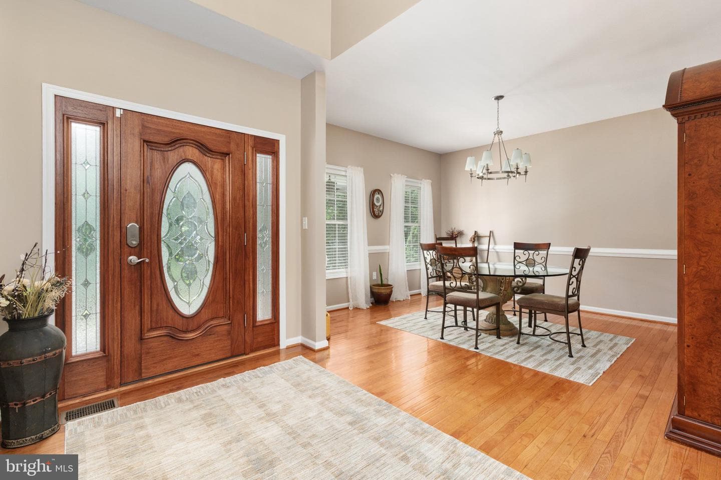 228 Mercys Drive photo 3