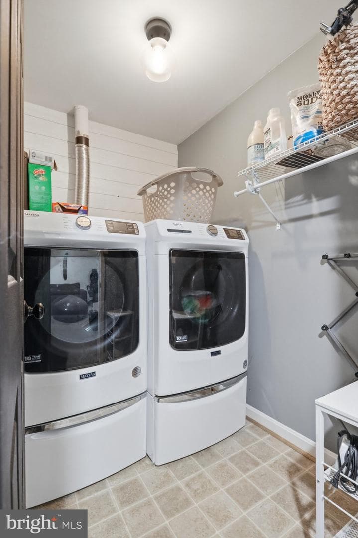 881 Bifrost Way photo 42