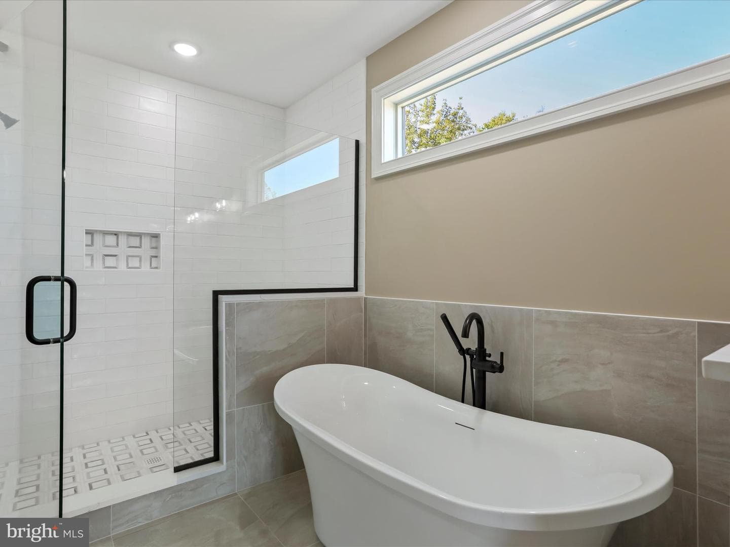 265 Haventree Terrace photo 44