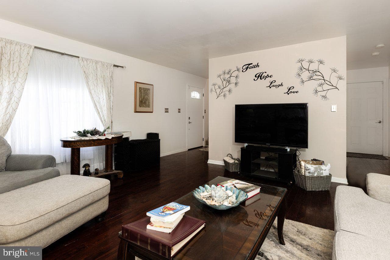 32 Huttons Vireo Drive photo 4