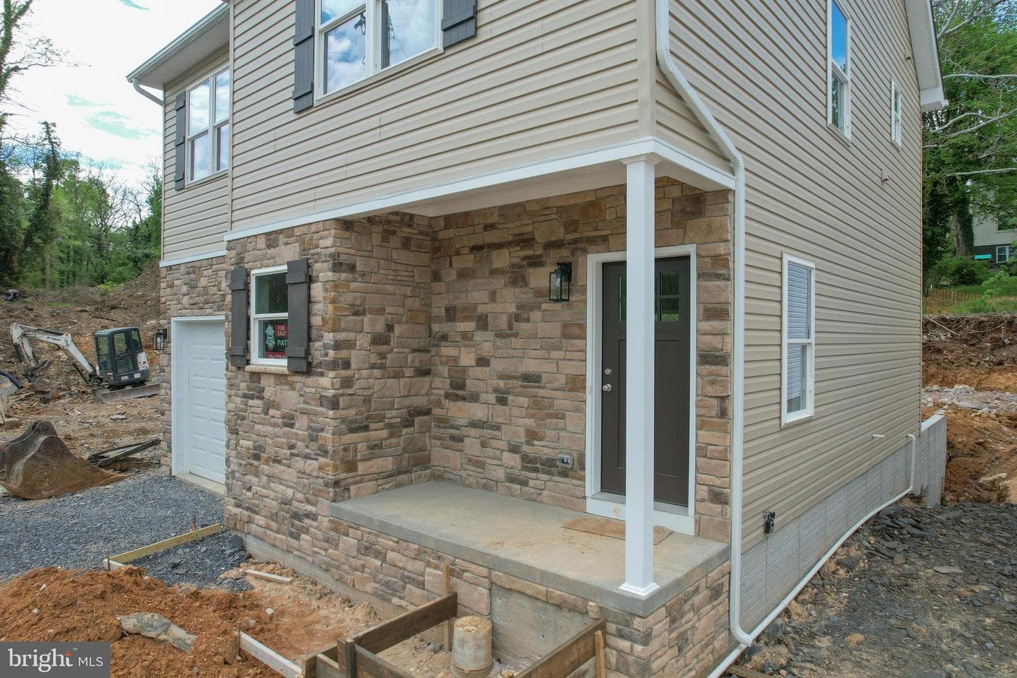 517 S. Spring Street photo 4
