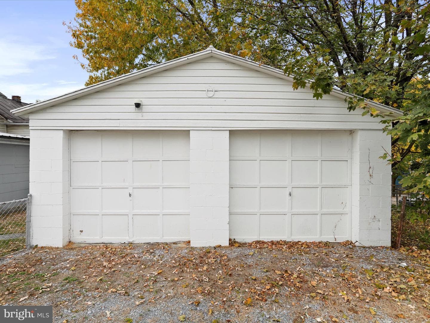 135 Woodbury Avenue photo 30