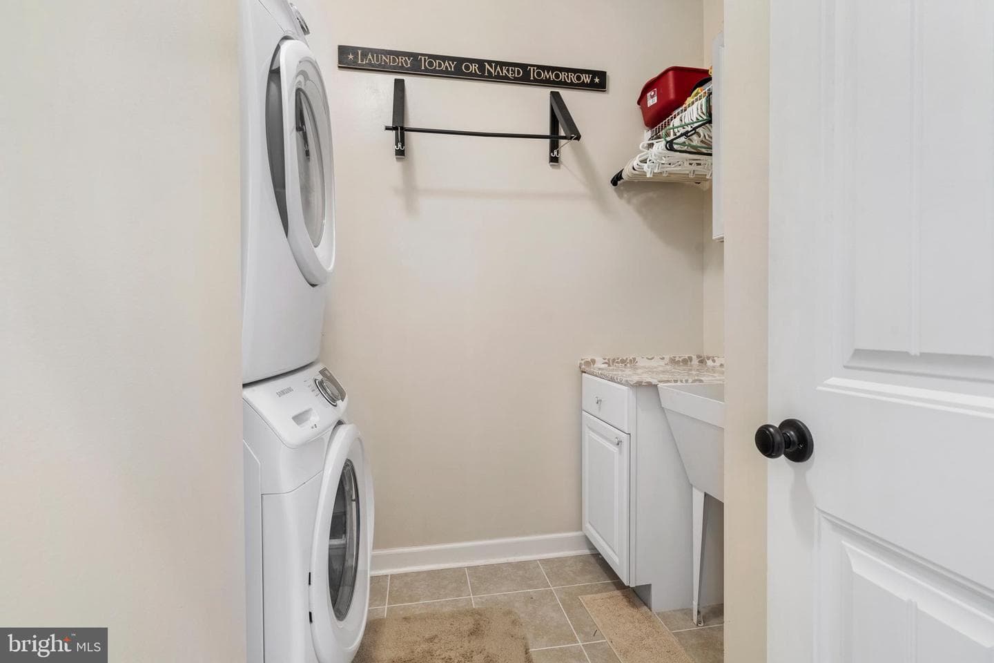 308 Conscription Way photo 15