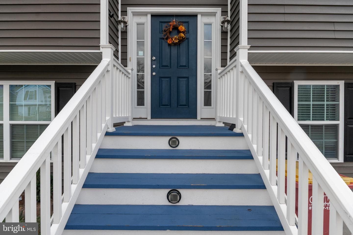 285 Wren Street N photo 23