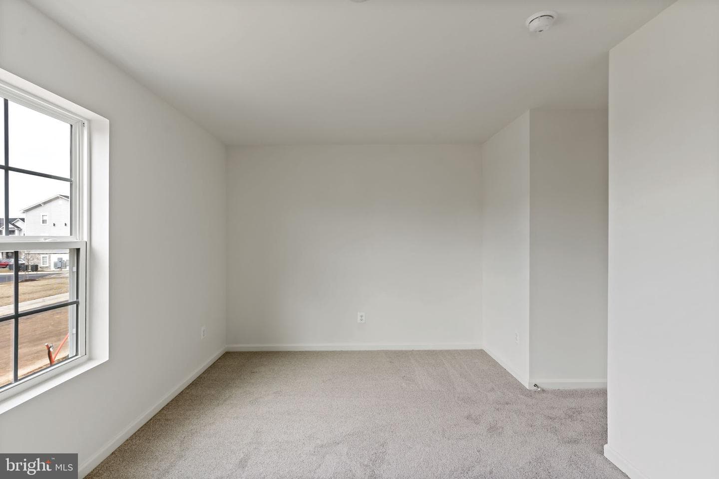 Tbb Fontana Circle #crafton Ii photo 17