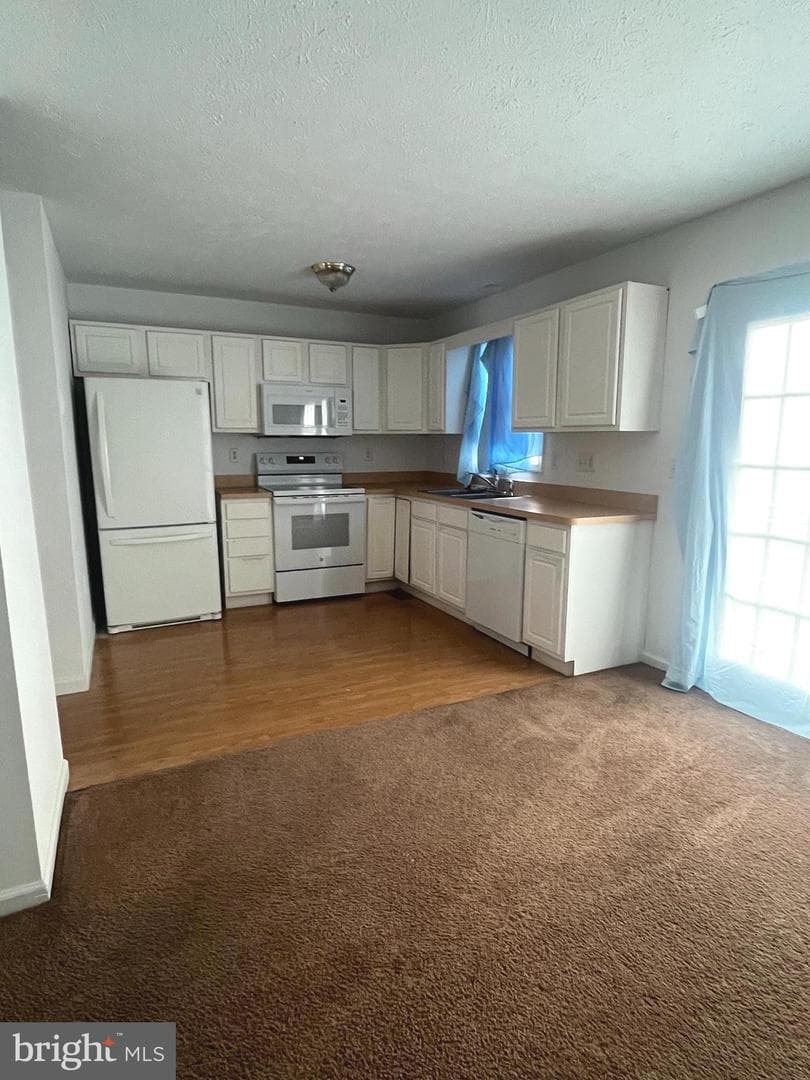 17 Electra Court photo 15