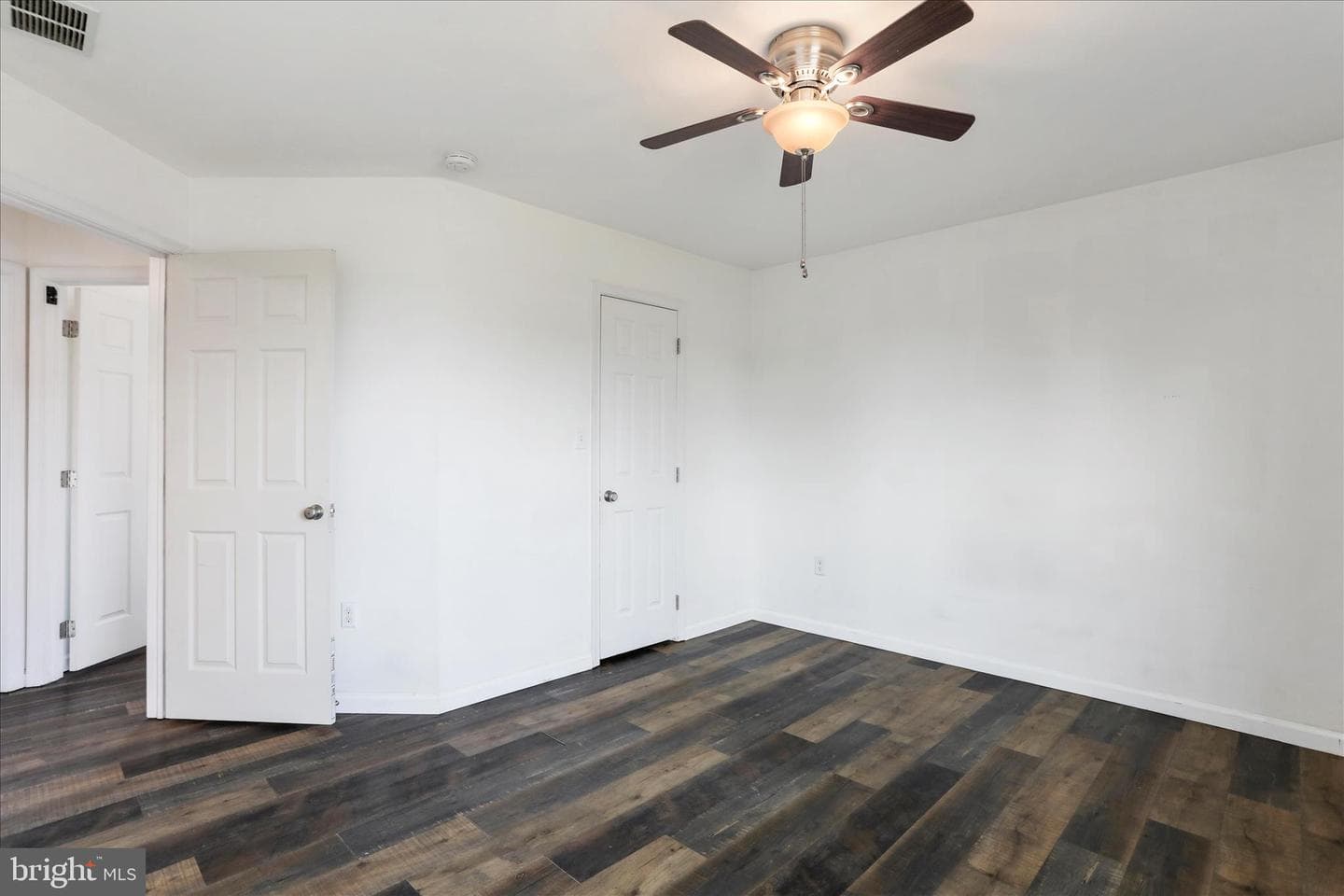 82 Bishop Avenue photo 22