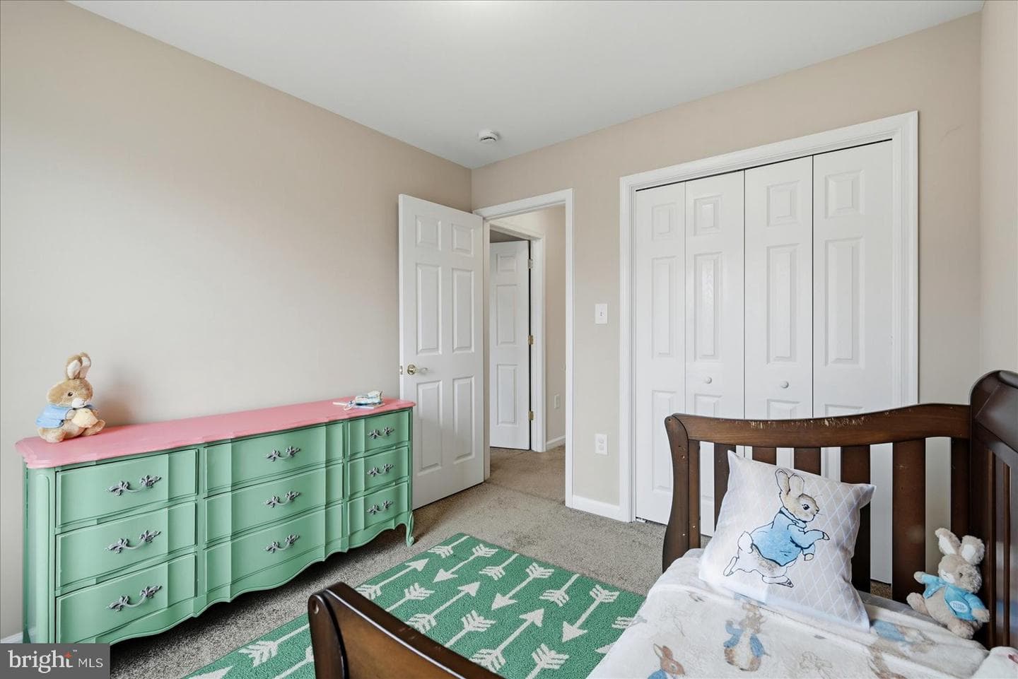 75 Babylonica Court photo 25