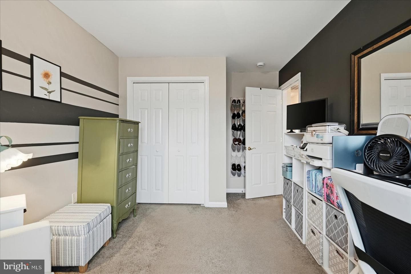 75 Babylonica Court photo 27
