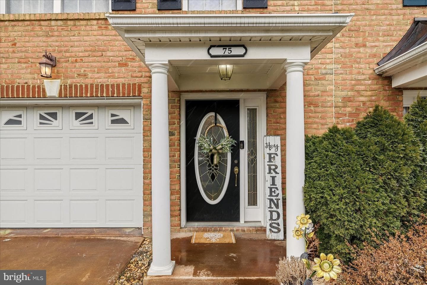 75 Babylonica Court photo 4