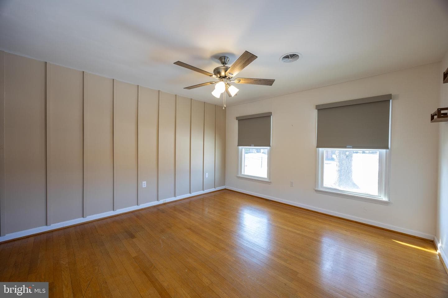 203 N Rosemont Avenue photo 52