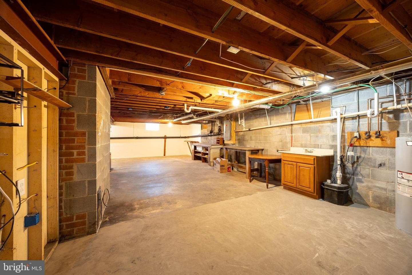 203 N Rosemont Avenue photo 74