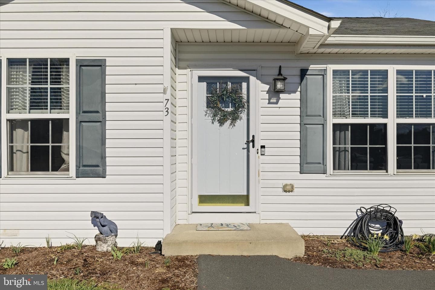 73 Eisenhower Circle photo 5