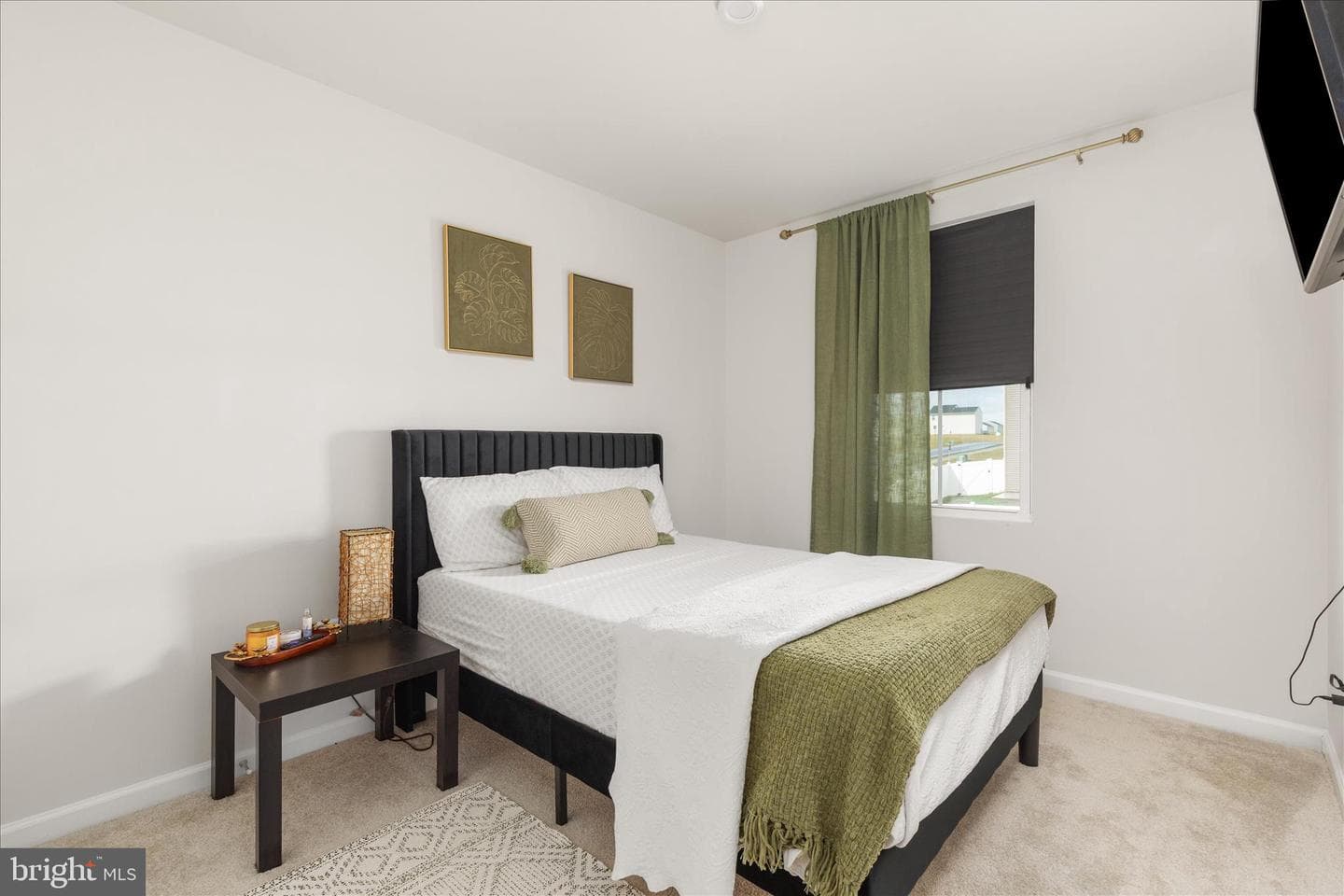130 Calais Place photo 21