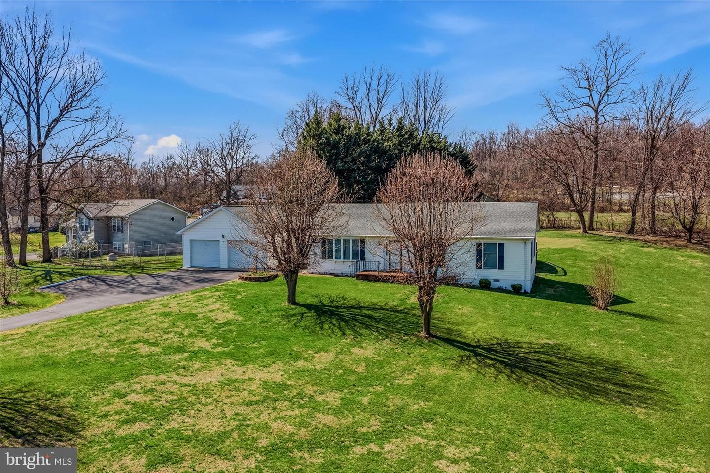 34 Turf Drive S photo 4
