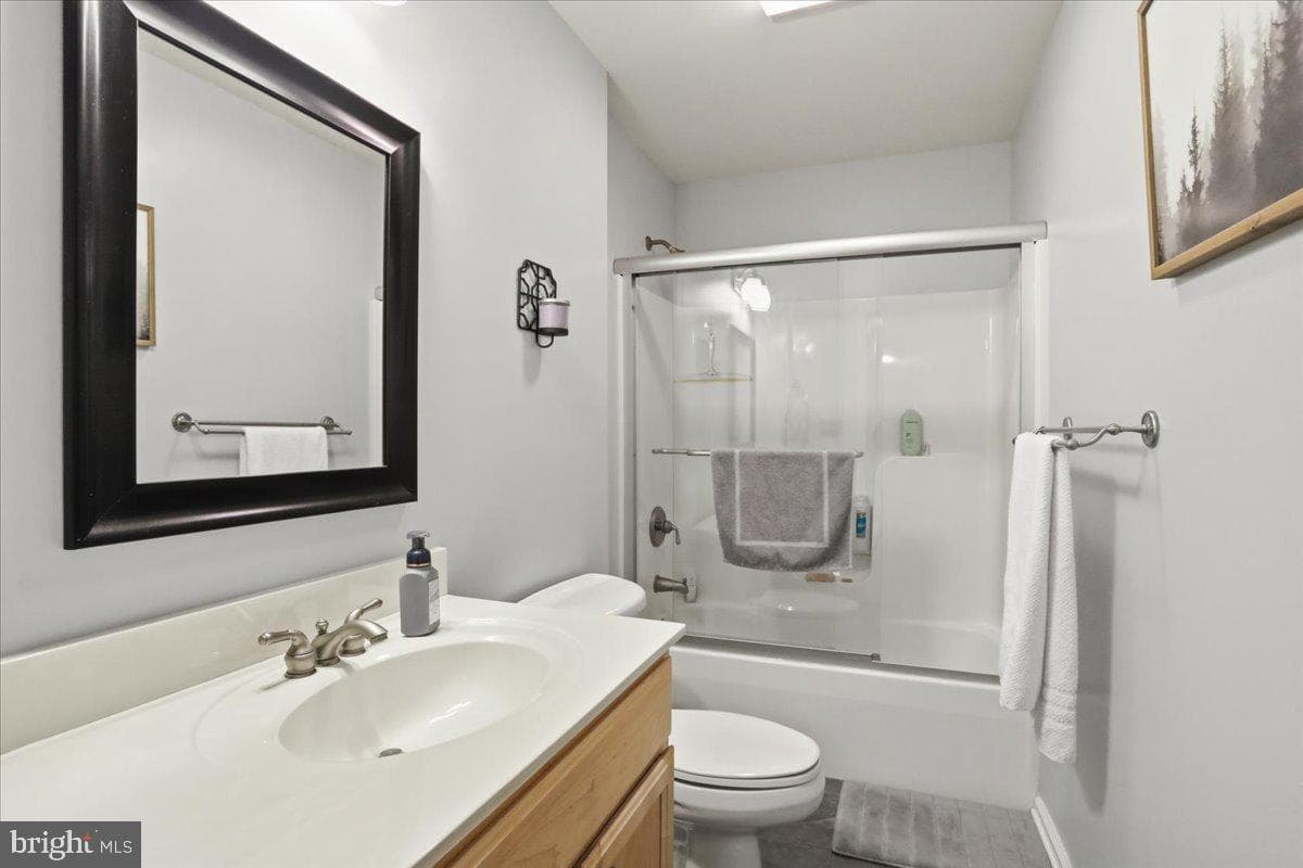 463 Wampum Lane photo 32