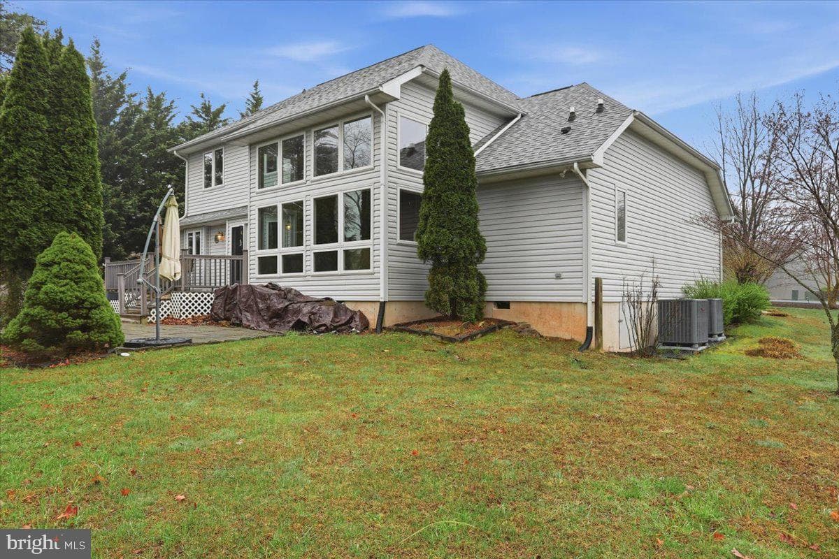463 Wampum Lane photo 7