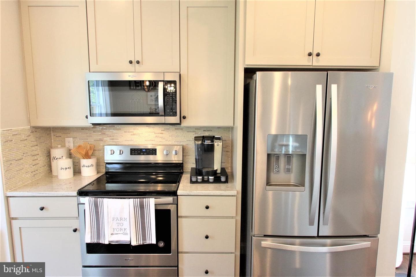 604 Tracy Way photo 4