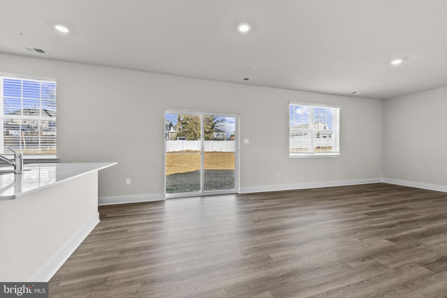 269 Anconas Boulevard photo 8
