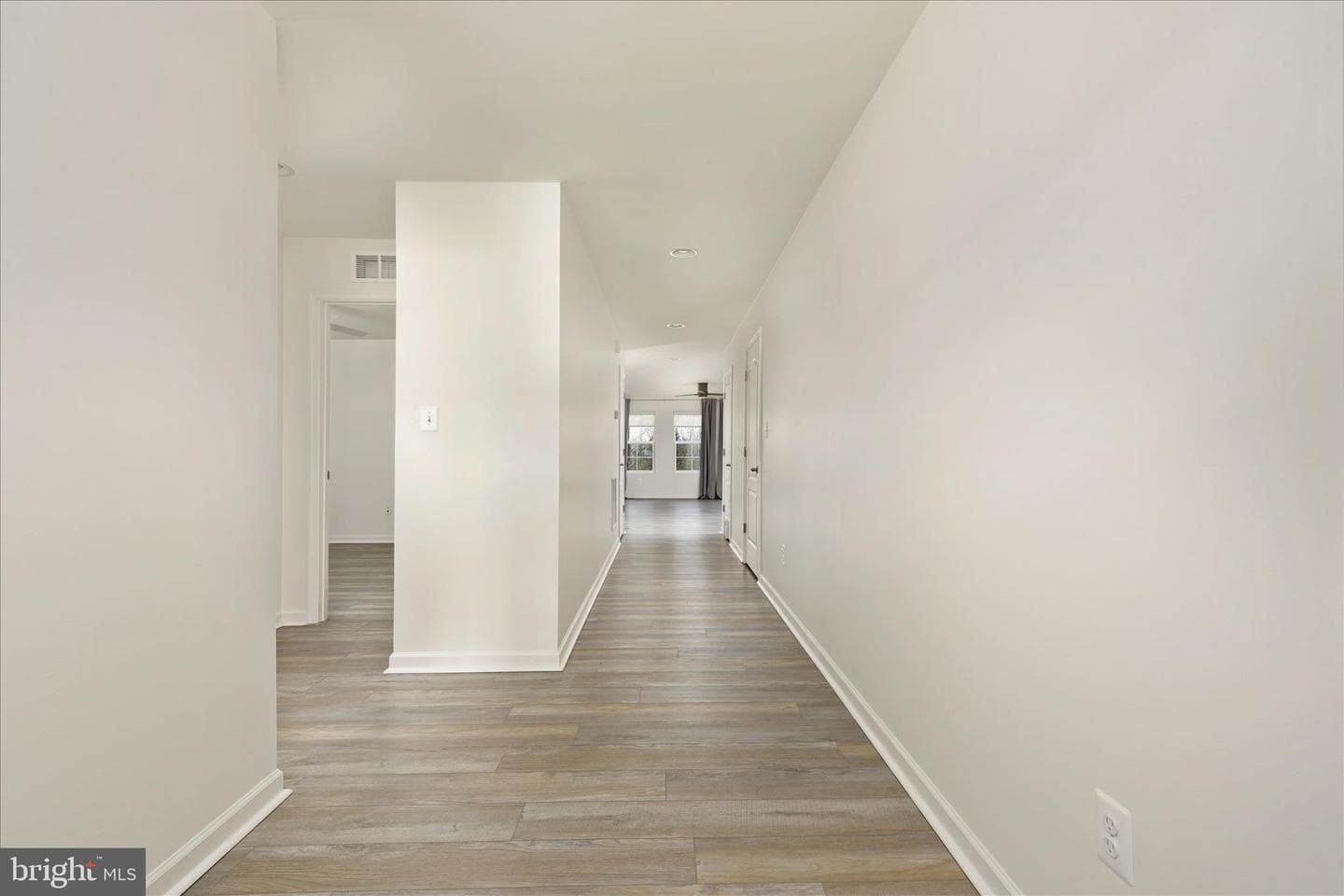 250 Stager Avenue photo 4