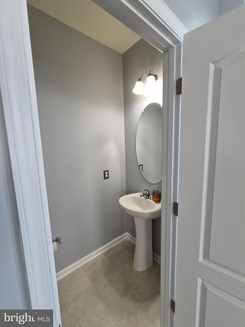 153 Kensington Terrace photo 5