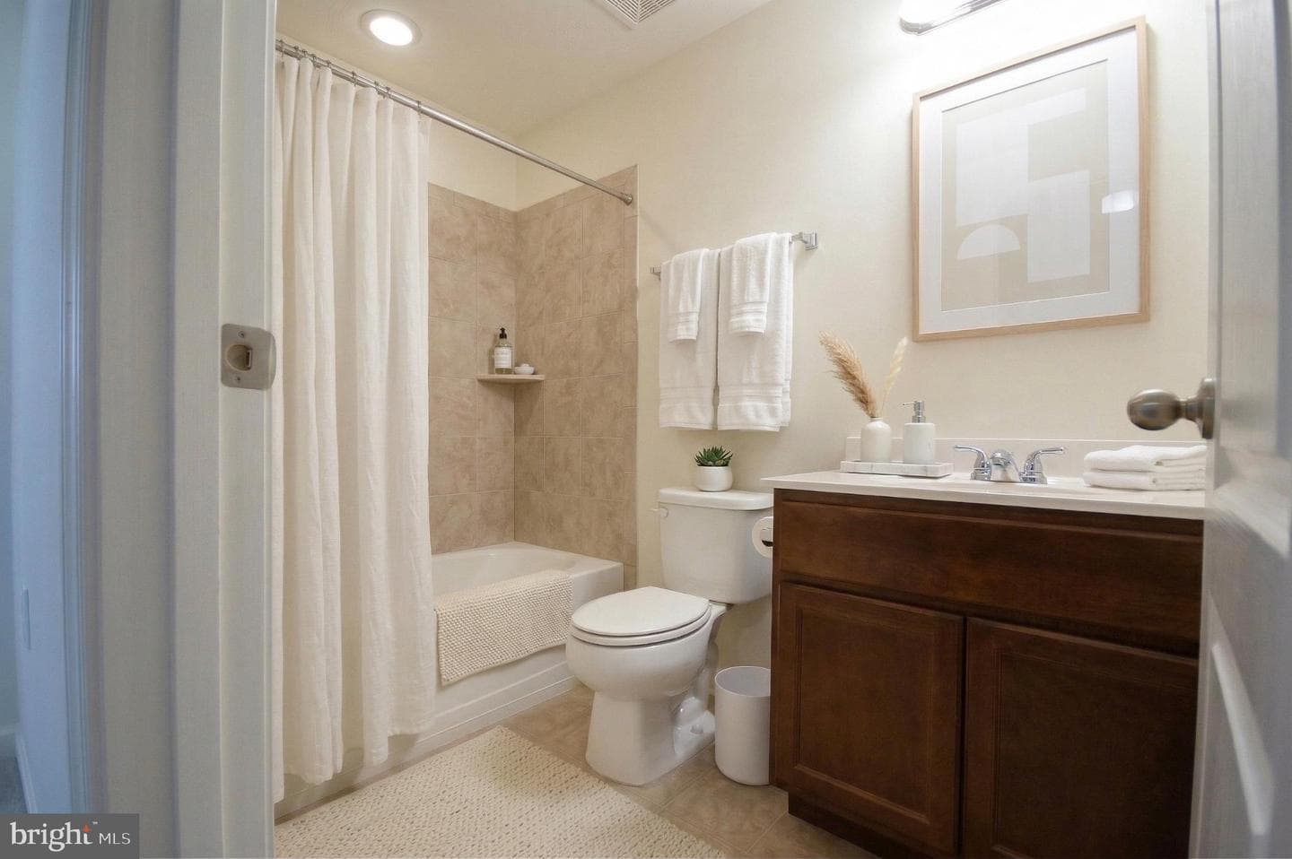 35 Faye Drive photo 9