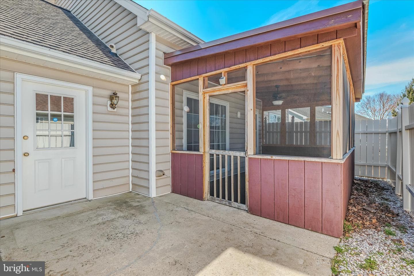 110 Artisan Way photo 32