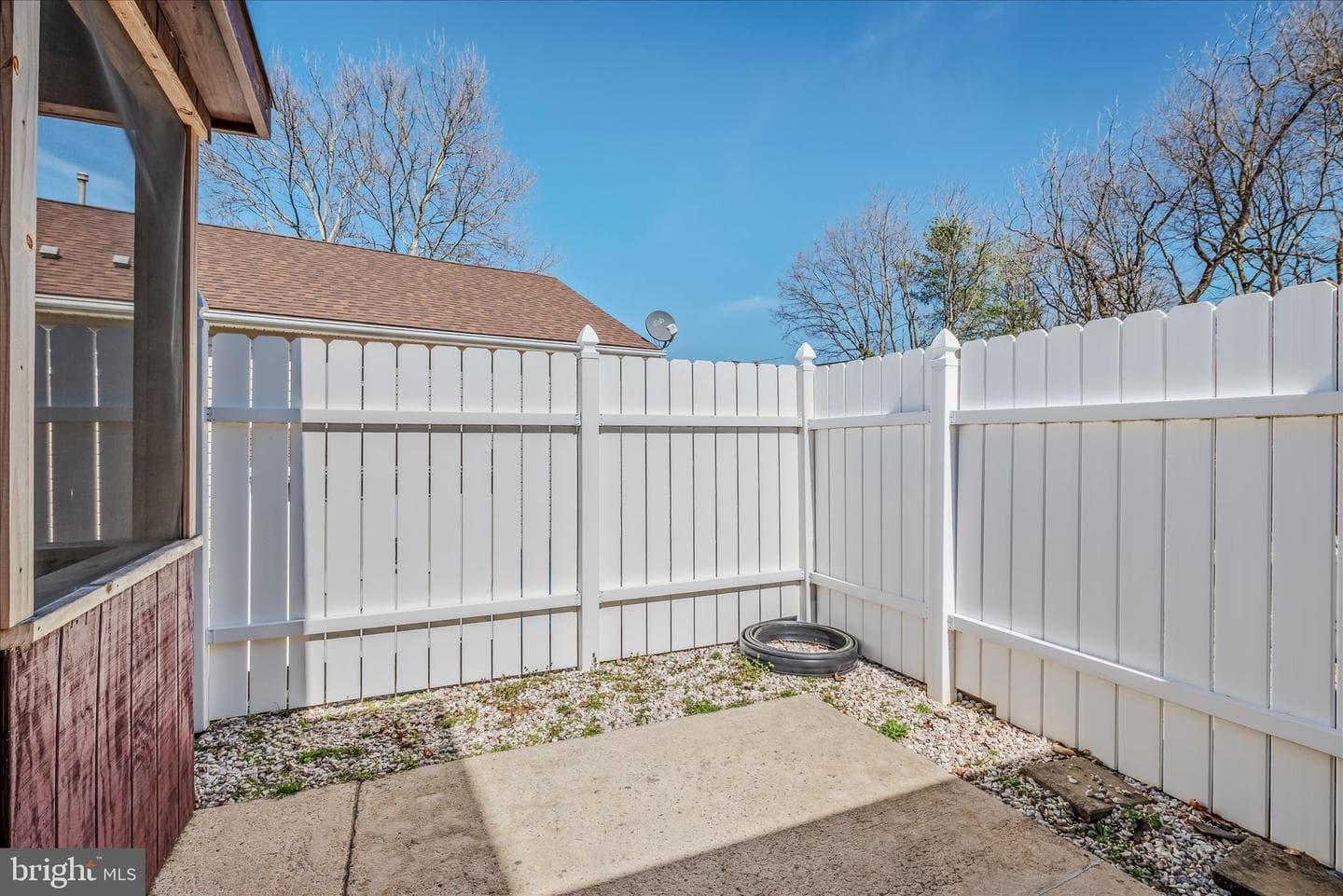 110 Artisan Way photo 33