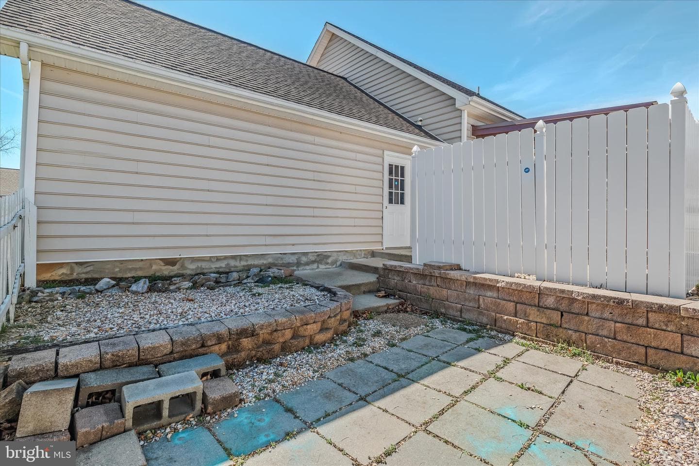 110 Artisan Way photo 35