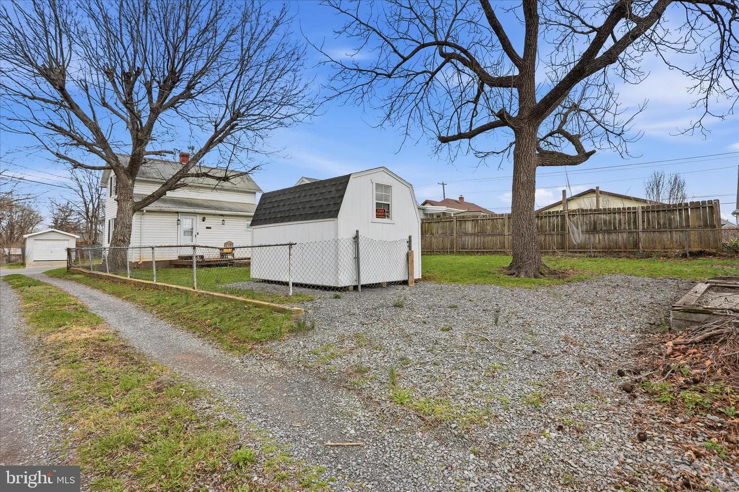 711 Bowers Street photo 31