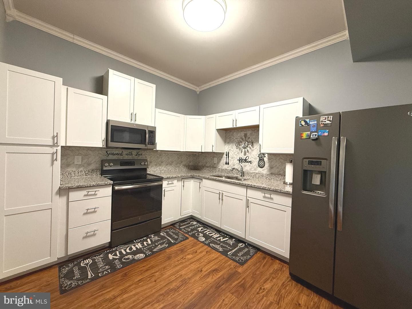 210 Aylesbury Ln photo 13