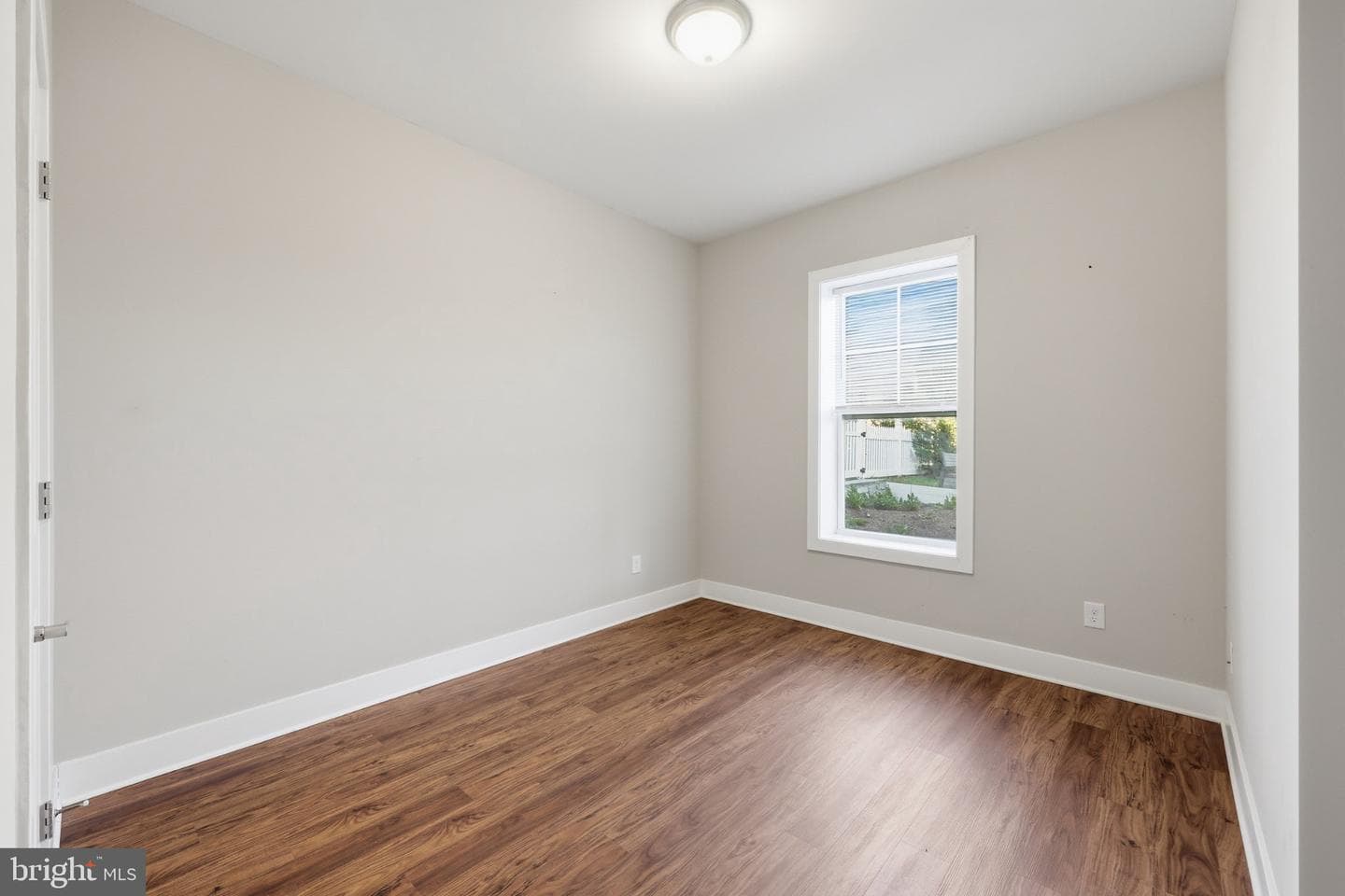 210 Aylesbury Ln photo 53