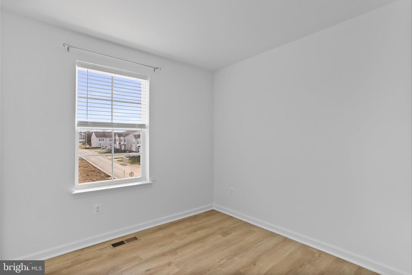 43 Andover Court photo 22