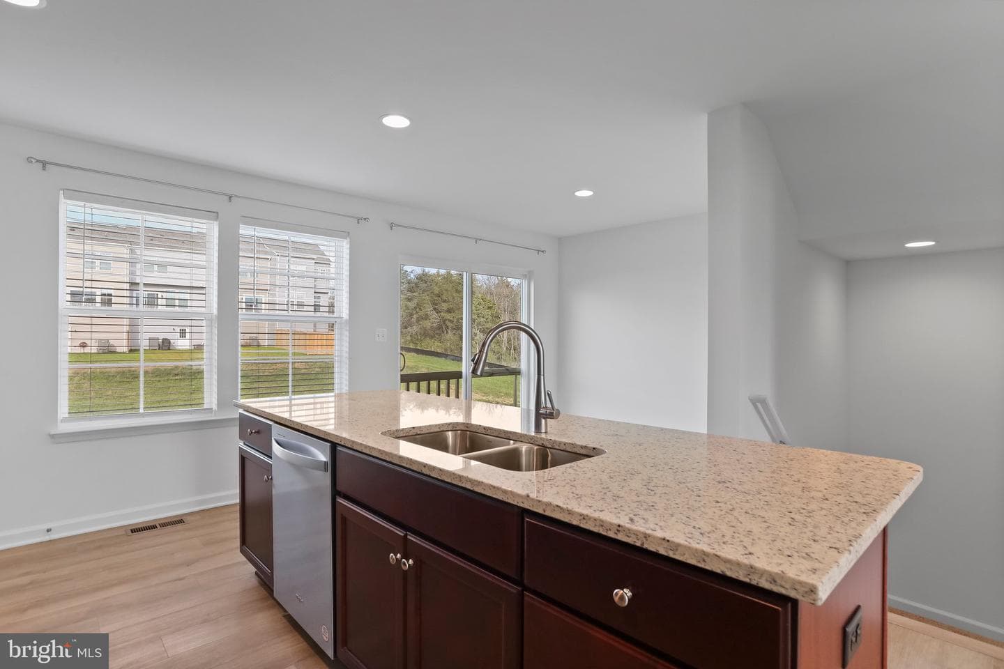 43 Andover Court photo 6