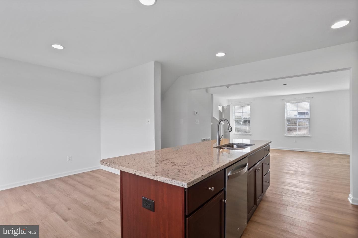 43 Andover Court photo 7
