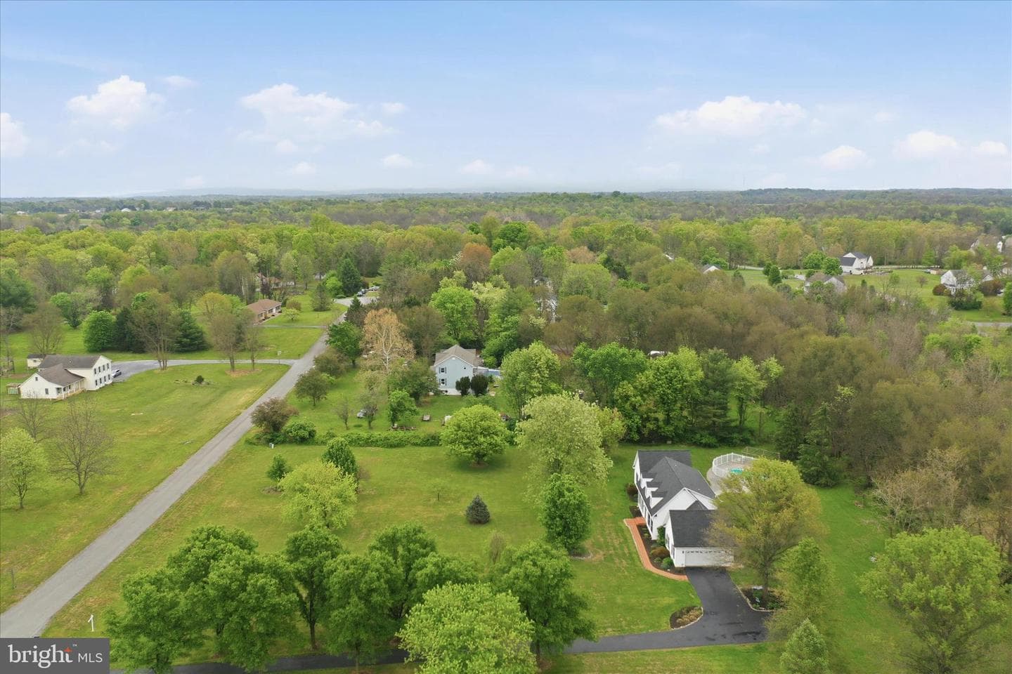 12 Columbus Court photo 59