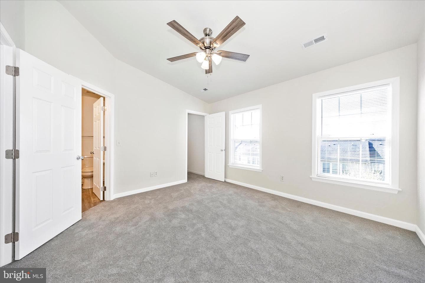 21 Lopez Drive photo 28