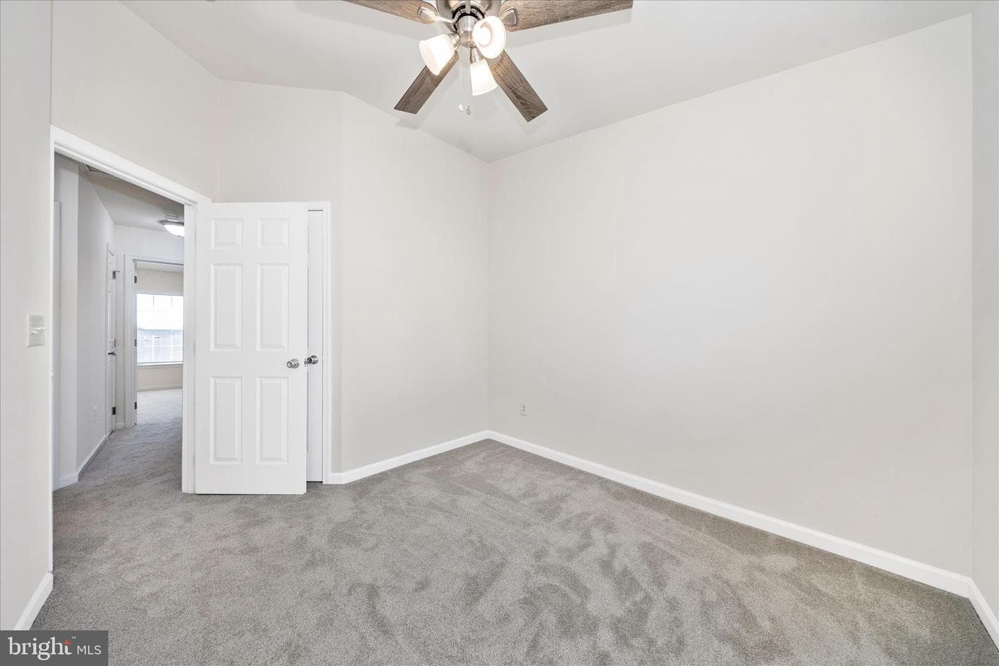 21 Lopez Drive photo 34