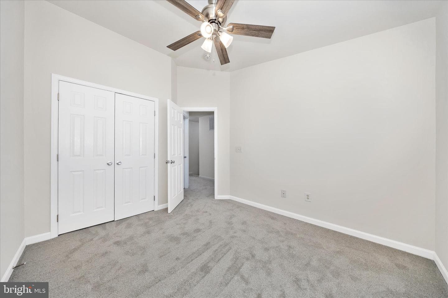 21 Lopez Drive photo 36