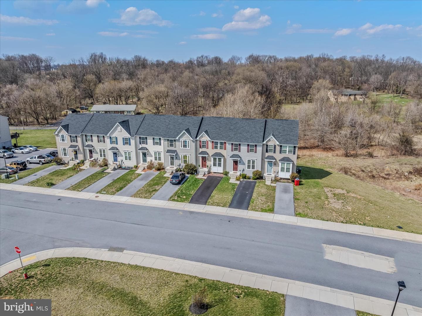 203 Ontario Drive photo 10